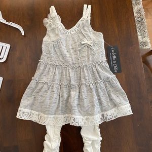 Adorable 2 piece Nora set - Isobella & Chloe